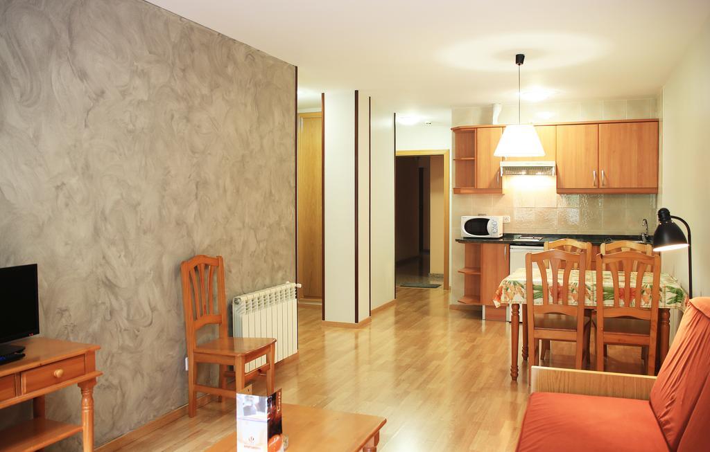 Apartamentos Sant Roma Arinsal Chambre photo